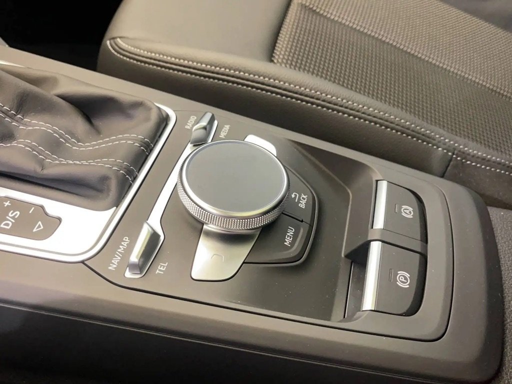 Renel Automobile