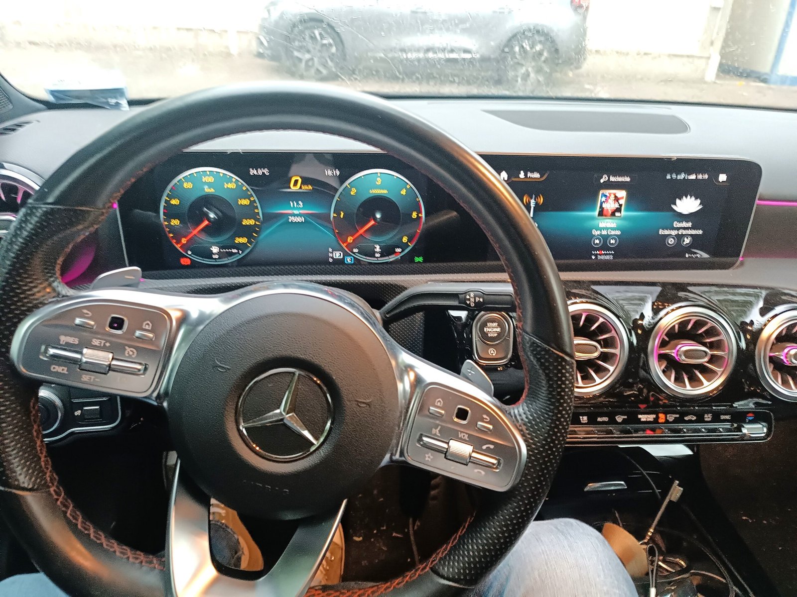 Mercedes-Benz Classe A 200 D Amg Ligne – Toit paro – Pack Premium